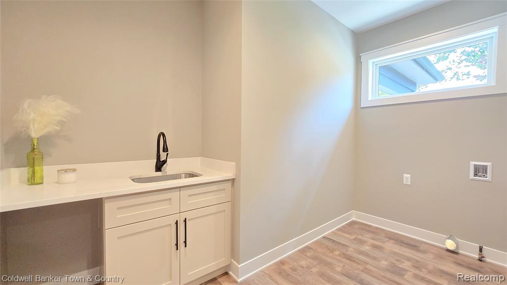 4789 Lakeshire Drive, Howell, MI 48843 — Photo 26