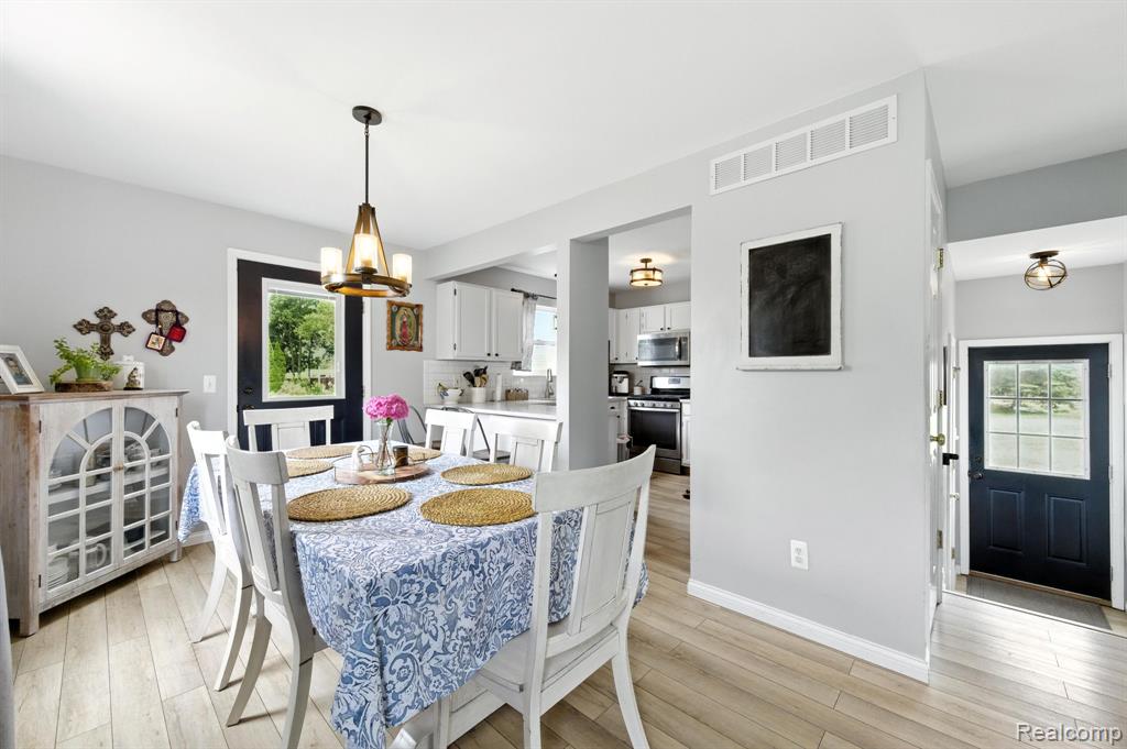 400 Ventnor Commons, Howell, MI 48843 — Photo 11