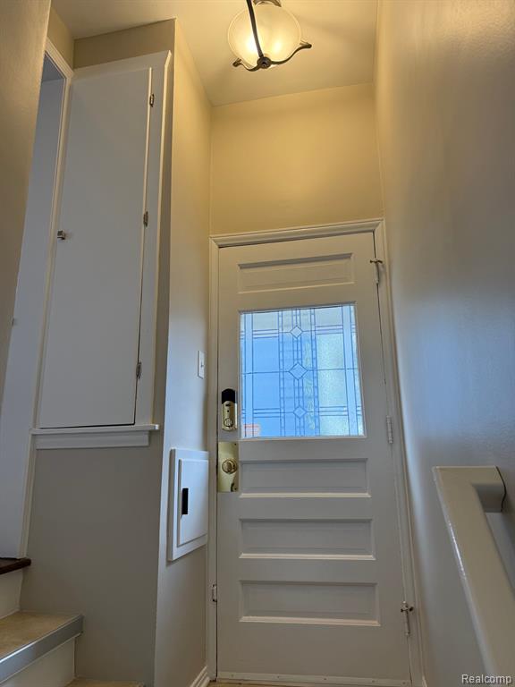 800 CAMBRIDGE Road, Berkley, MI 48072 — Photo 29
