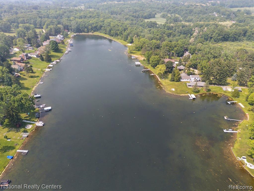6130 Bullard Road, Fenton, MI 48430 — Photo 53