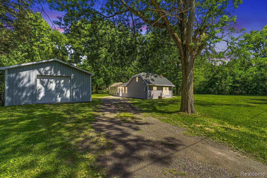 6256 Turner Road, Flushing, MI 48433 — front exterior