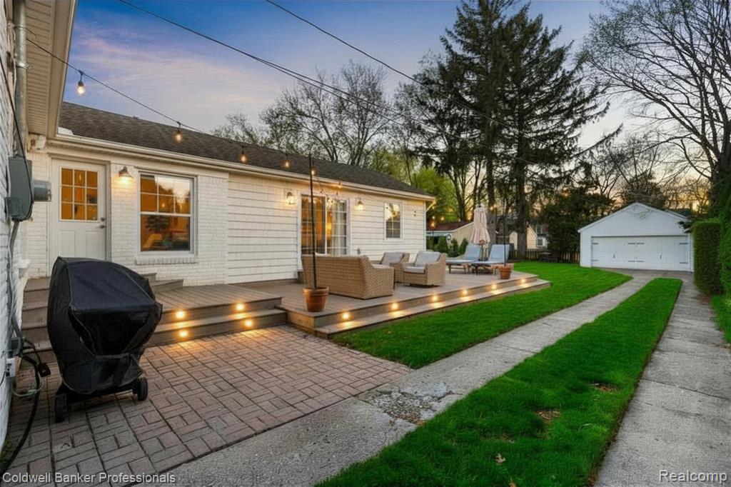 631 Washington Road, Grosse Pointe, MI 48230 — Photo 27
