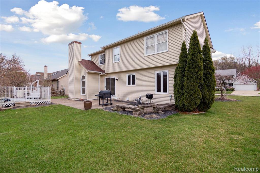 925 DONNALEE Drive, Monroe, MI 48162 — Photo 42