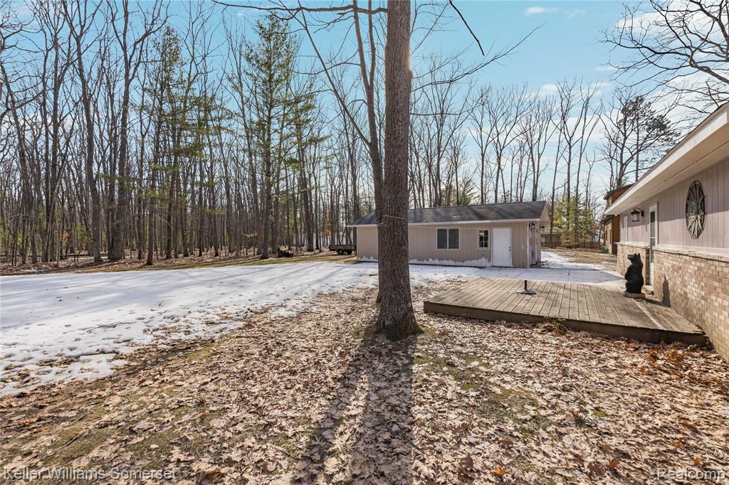 208 Hitchcock Avenue, Roscommon, MI 48653 — Photo 36
