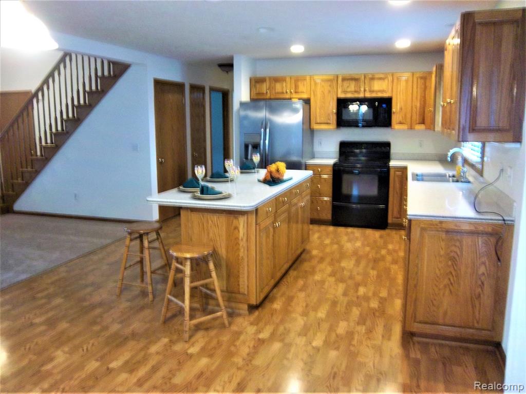 5868 S LOVEJOY Road, Perry, MI 48872 — Photo 5