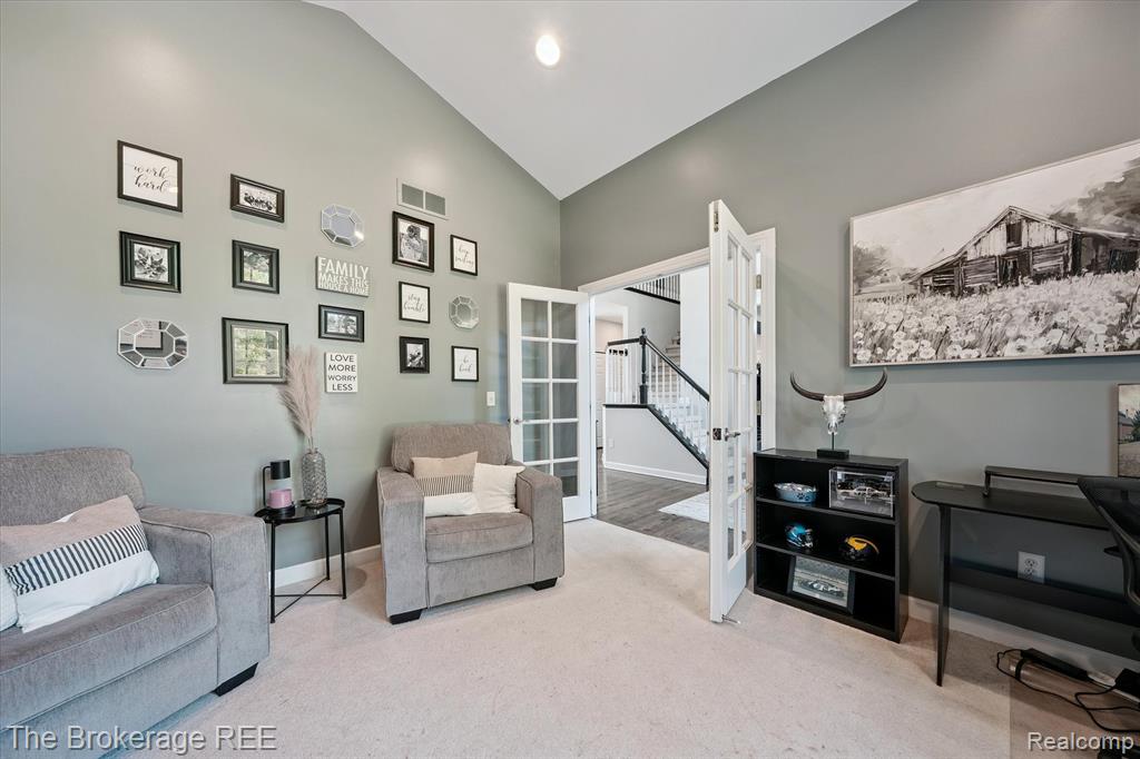 8000 Barrington Lane, Clarkston, MI 48348 — Photo 12