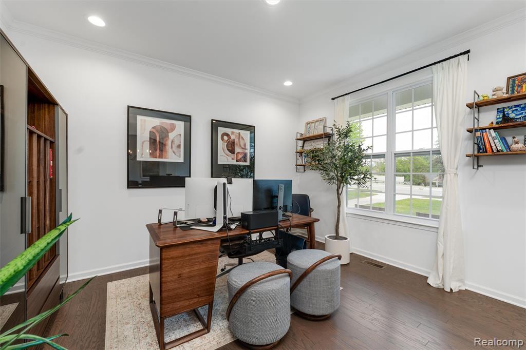 908 S Livernois Road, Rochester Hills, MI 48307 — Photo 19