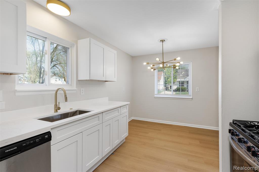 8694 Maxwell Avenue, Warren, MI 48089 — Photo 3