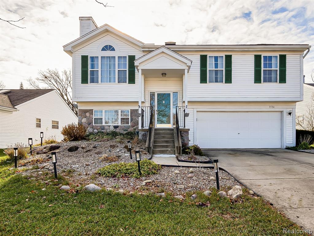 7594 Bay Tree Drive, Ypsilanti, MI 48197 — Photo 27
