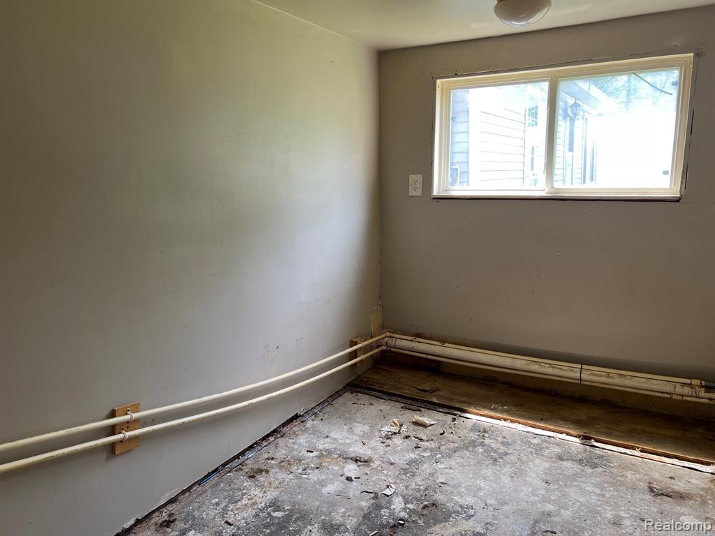180 Fonda Drive, Columbiaville, MI 48421 — Photo 11