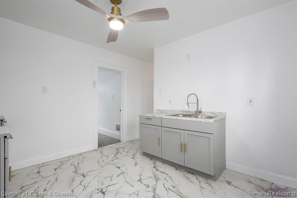 12468-70 Mendota Street, Detroit, MI 48204 — Photo 9