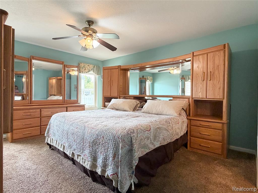23601 Oakleigh Avenue, Woodhaven, MI 48183 — Photo 17