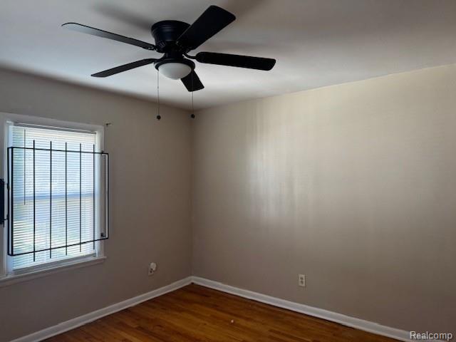 8215 MANSFIELD Street, Detroit, MI 48228 — Photo 5