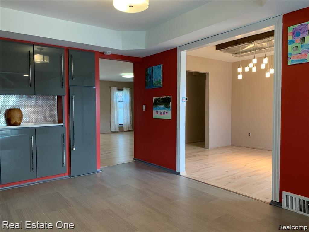 5051 FALMOUTH Drive, Troy, MI 48085 — Photo 5