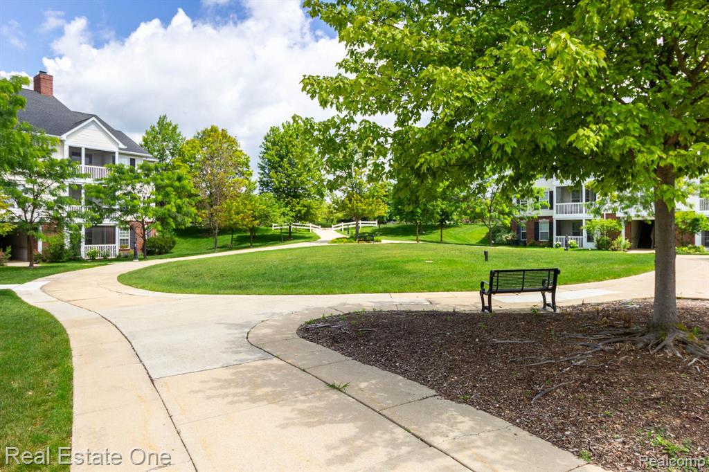 934 W Summerfield Glen Circle, Ann Arbor, MI 48103 — Photo 27