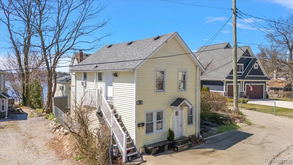 16 S NORTH SHORE Drive, Lake Orion, MI 48362 — Photo 7