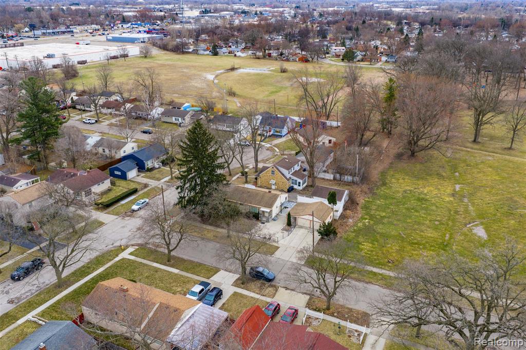 916 Buckingham Avenue, Flint, MI 48507 — Photo 25