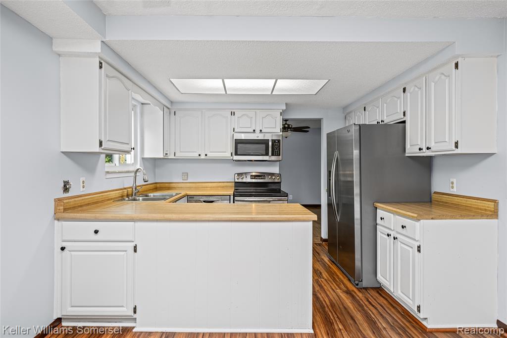 33614 Lakeview Street, New Baltimore, MI 48047 — Photo 22