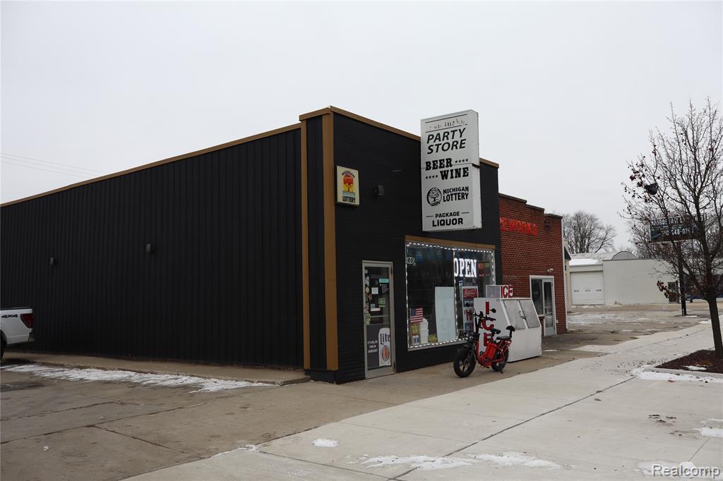 73 W Sanilac Road, Sandusky, MI 48471 — front exterior