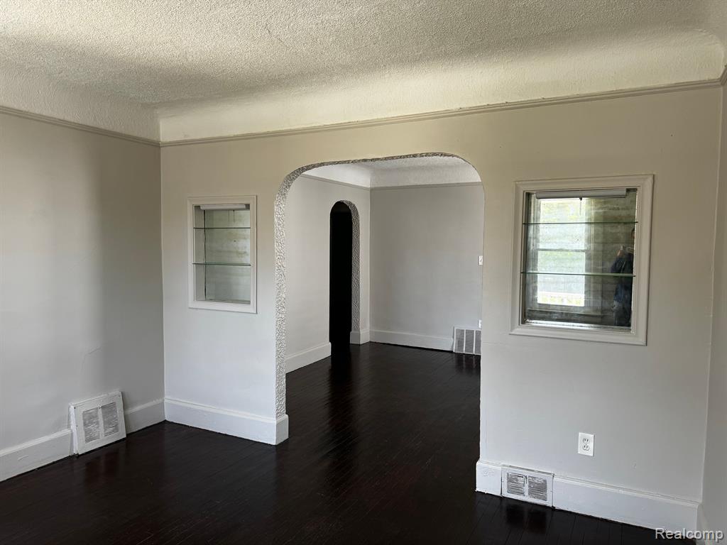 6787 RUTHERFORD Street, Detroit, MI 48228 — Photo 4