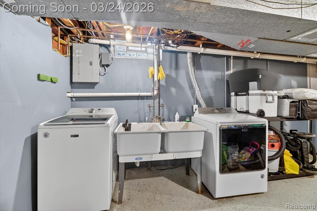 18053 Airport Road, Fraser, MI 48026 — Photo 19