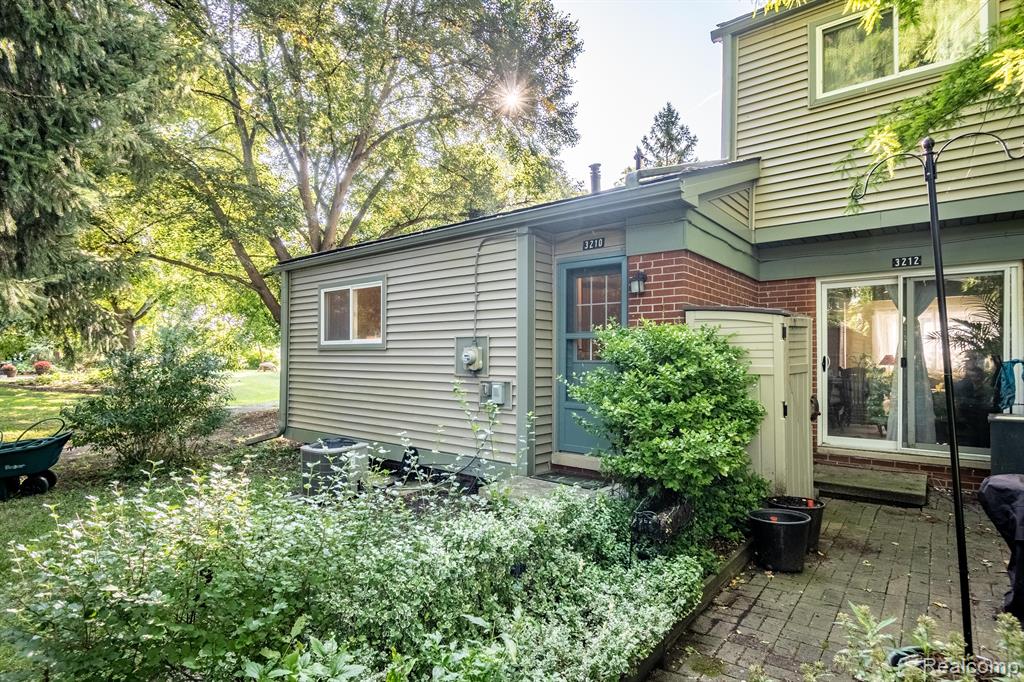 3210 Williamsburg Road, #89, Ann Arbor, MI 48108 — Photo 18