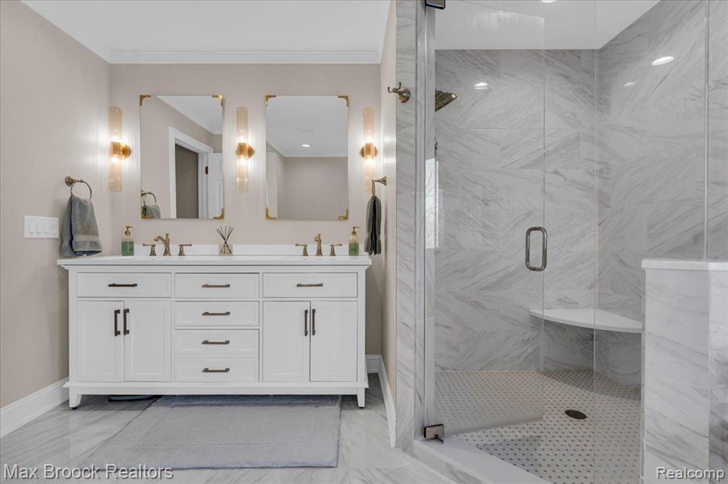 6462 W OAKS Drive, West Bloomfield, MI 48324 — Photo 31