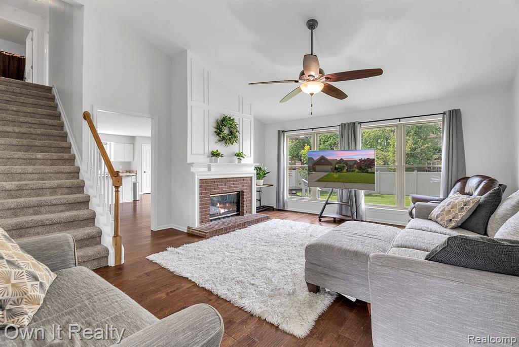 45693 Radnor Road, Canton, MI 48187 — Photo 10