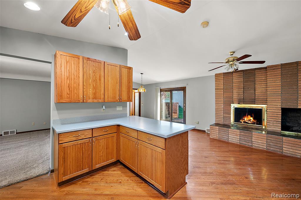 15 Pleasant Lake Drive, Waterford, MI 48327 — Photo 21