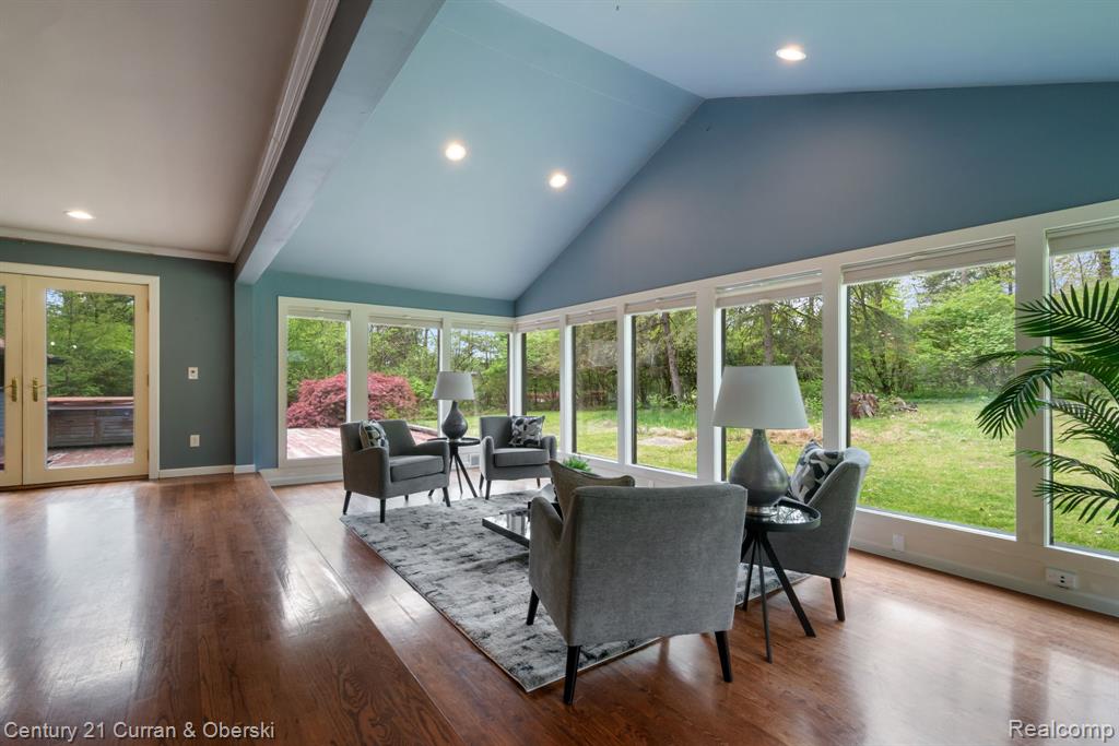 27869 Old Colony Street, Farmington, MI 48334 — Photo 15