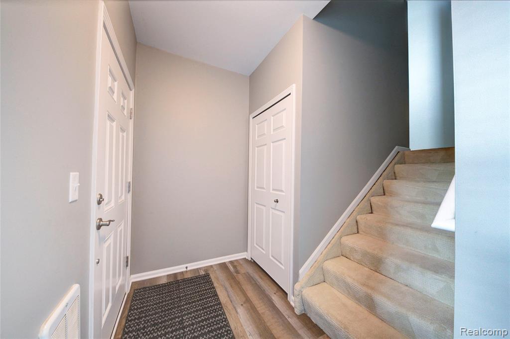 3082 Kneeland Circle, Howell, MI 48843 — Photo 5