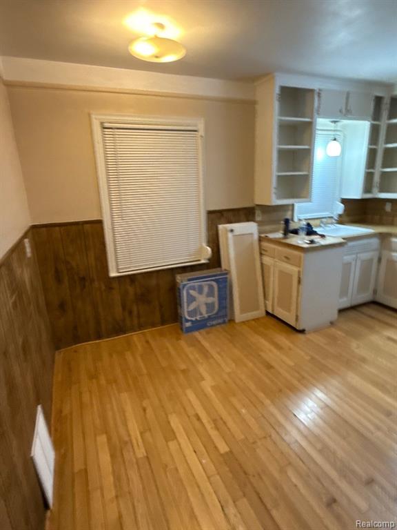 12081 Stout Street, Detroit, MI 48228 — Photo 9