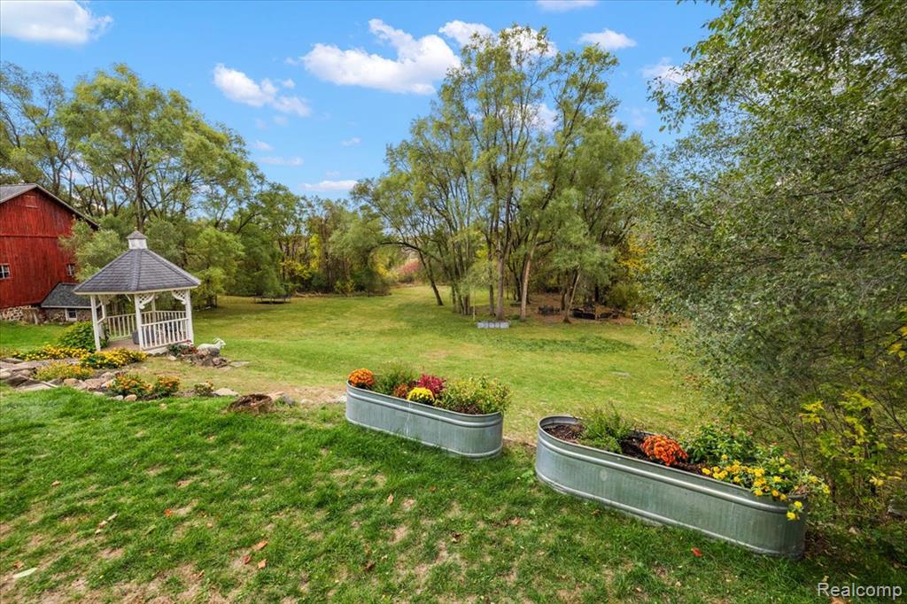 5640 Hummer Lake Road, Oxford, MI 48371 — Photo 15