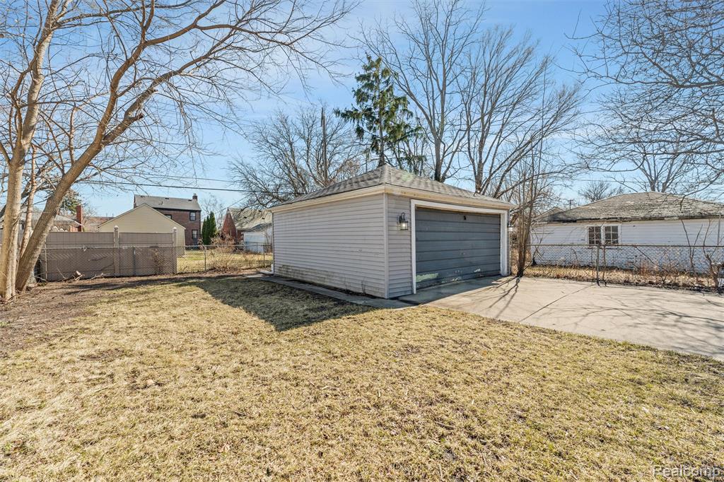 19168 Berden, Grosse Pointe, MI 48236 — Photo 27