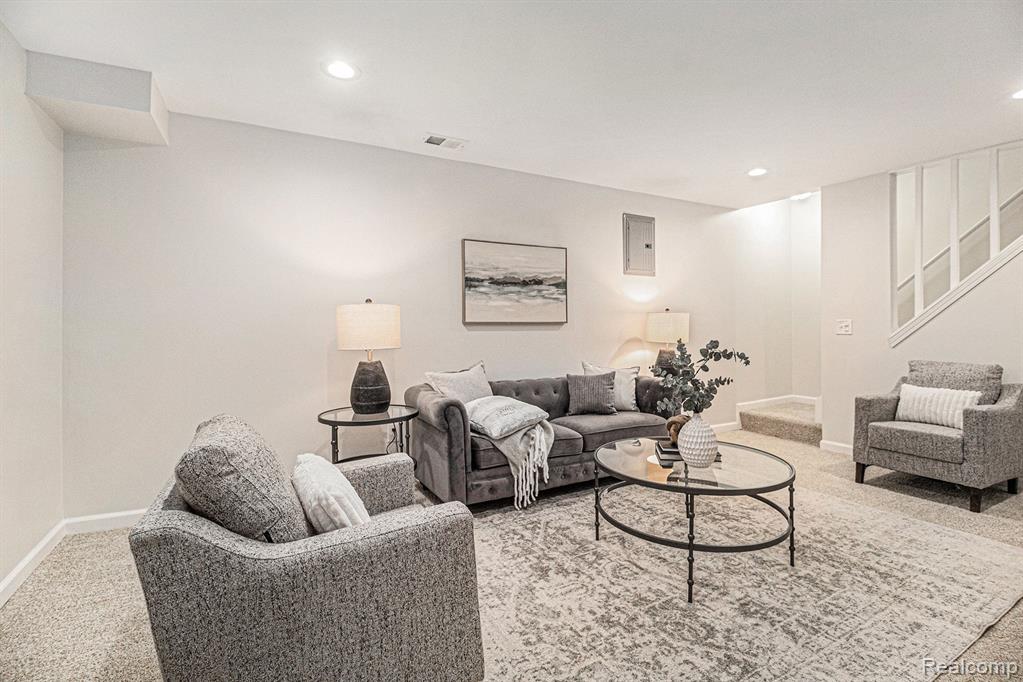 39872 CROSSWINDS, Novi, MI — Photo 14