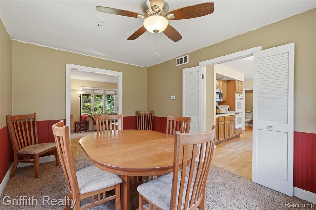 10591 Silver Lake Road, Brighton, MI 48116 — Photo 8