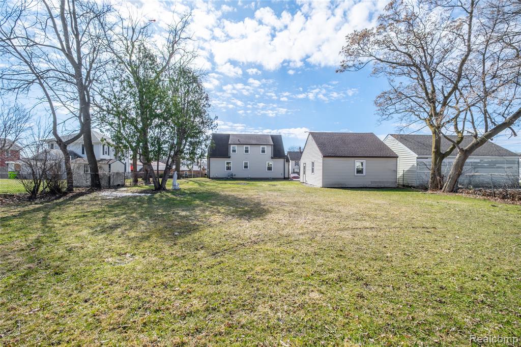7582 Miller Road, Swartz Creek, MI 48473 — Photo 2