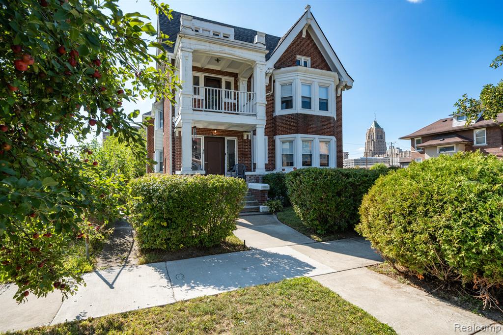 100 Chandler Street, Detroit, MI 48202 — Photo 34