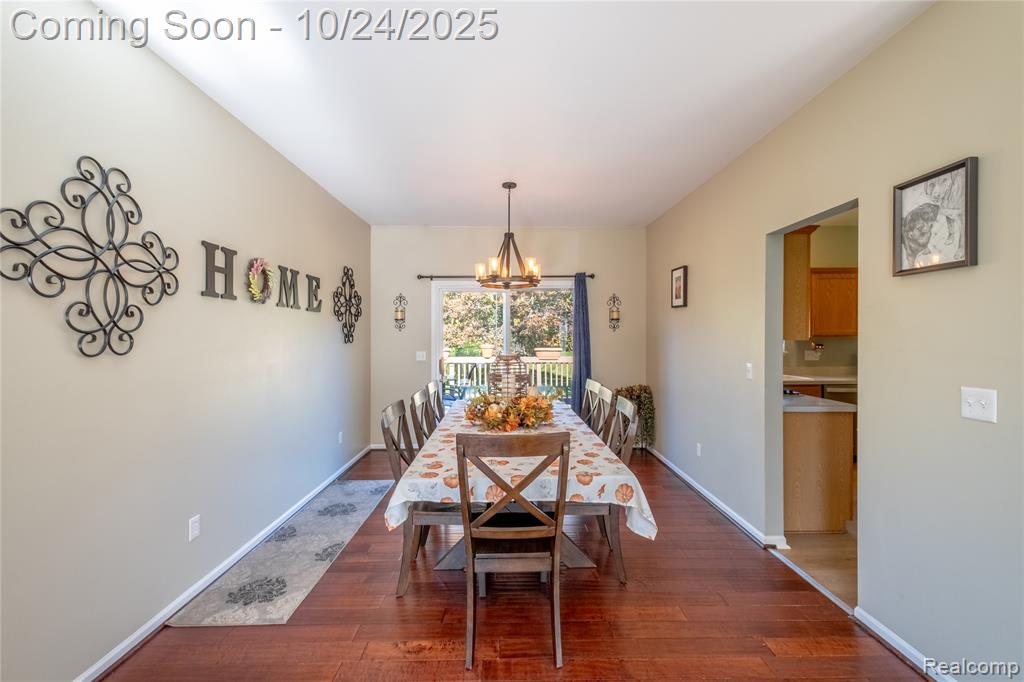 6090 Raphael Court, White Lake, MI 48383 — Photo 10