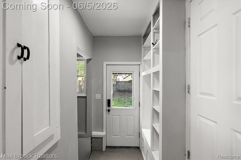 6431 Prairie Lawn, Waterford, MI 48329 — Photo 18
