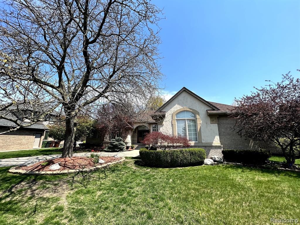 48280 ELMWOOD Drive, Shelby Twp, MI 48315 — Photo 3