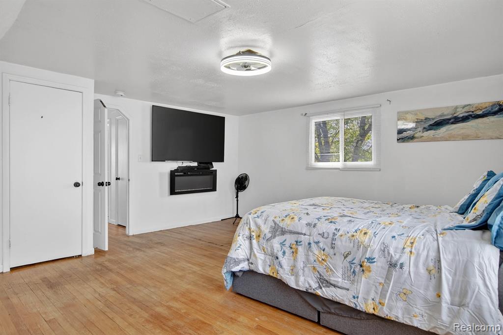 23125 Church Street, Oak Park, MI 48237 — Photo 25