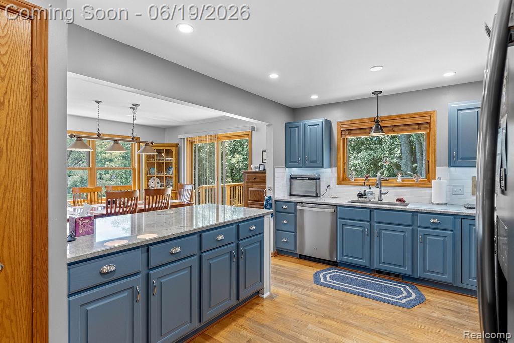 2867 Iris Lane, Hartland, MI 48353 — Photo 32