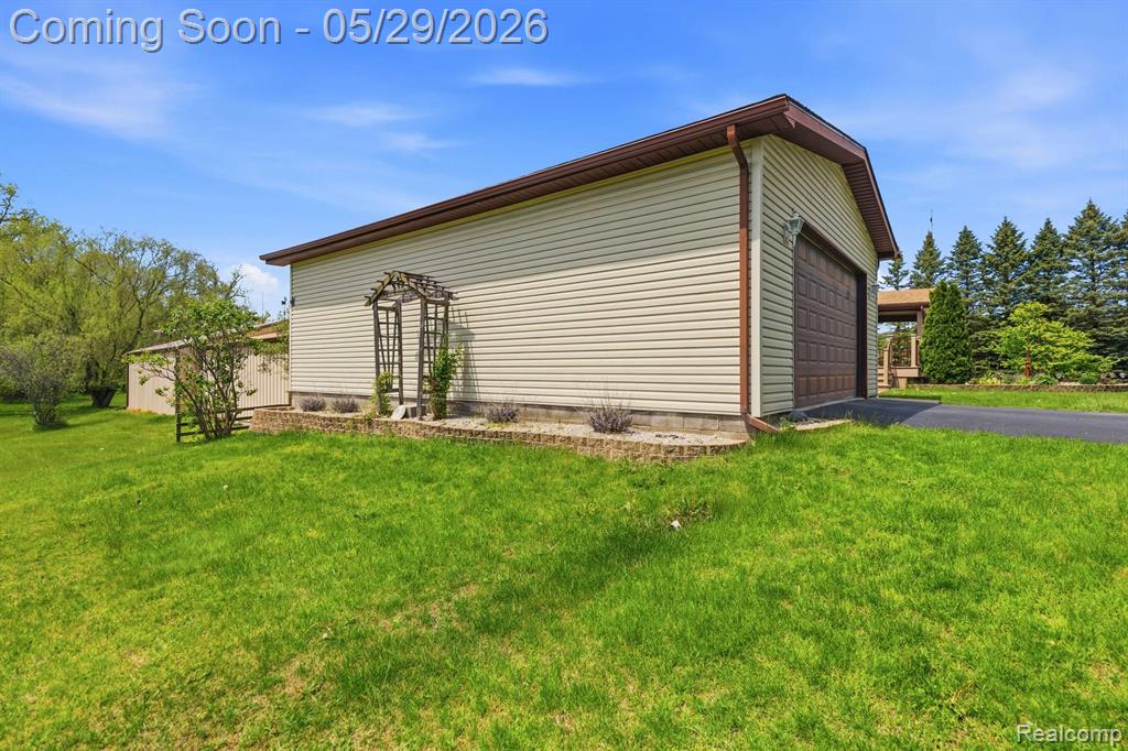 70919 Coon Creek Road, Armada, MI — Photo 39