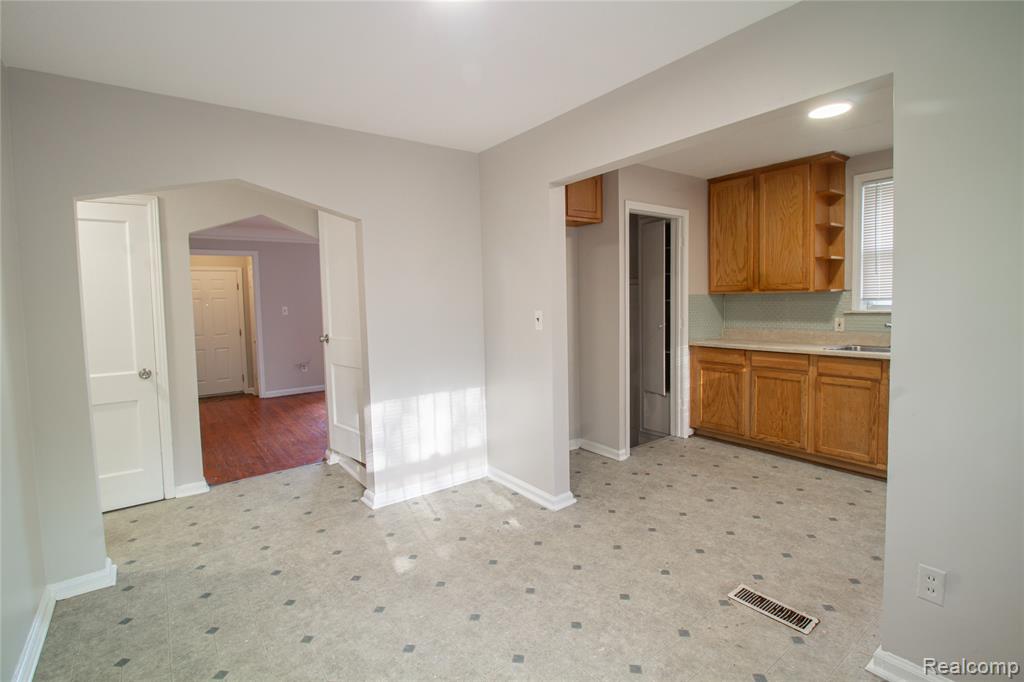 18217 Archdale Street, Detroit, MI 48235 — Photo 7