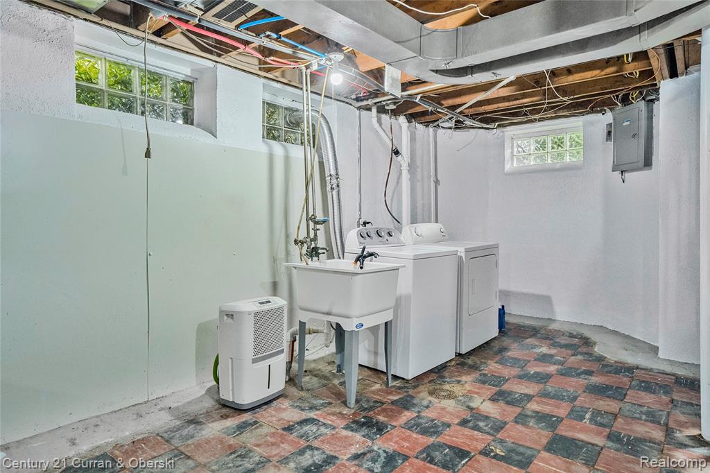 7841 Bingham Street, Dearborn, MI 48126 — Photo 30