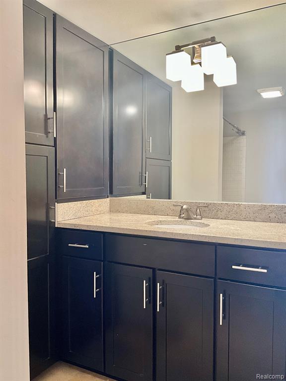 1675 CASS LAKE Road, D, Keego Harbor, MI 48320 — Photo 14