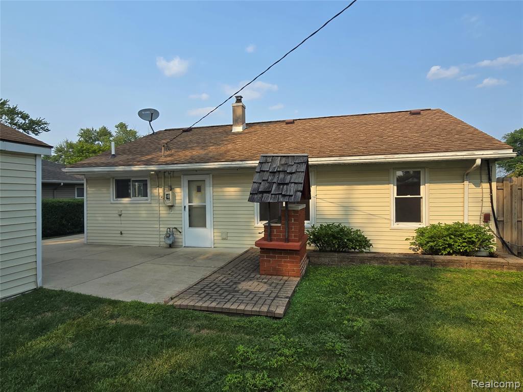 535 Lytle Place, Garden City, MI — Photo 30