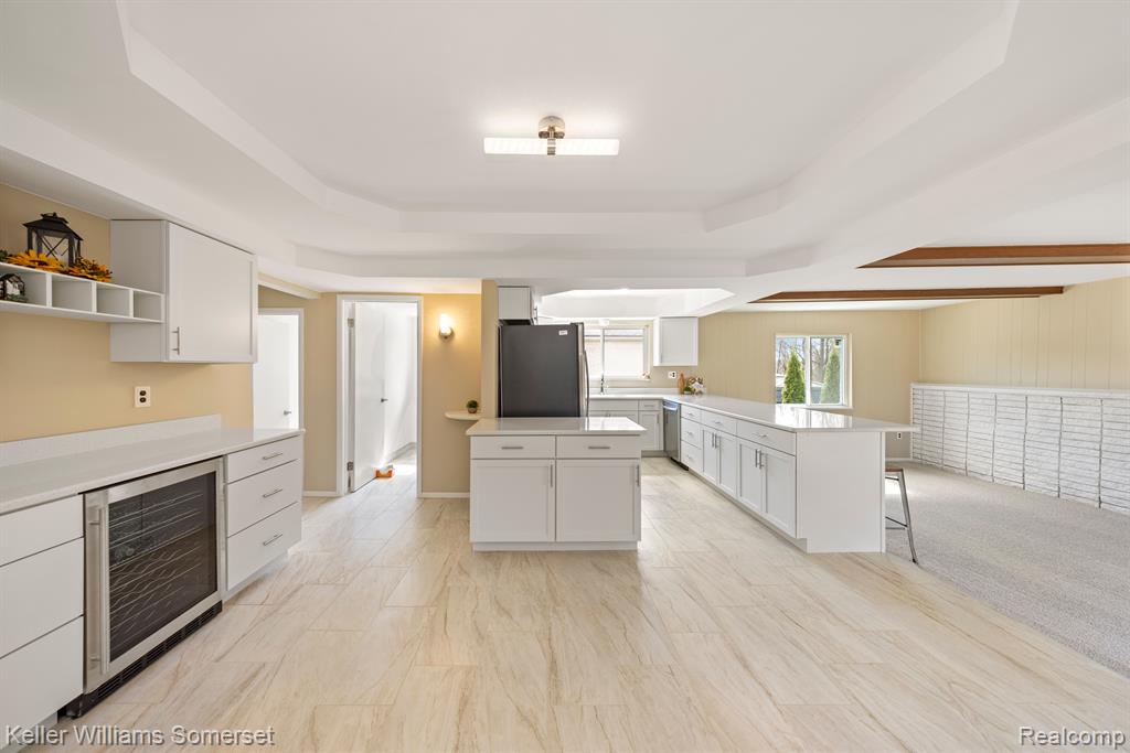 5355 CHURCH HILL Drive, Troy, MI 48085 — Photo 8