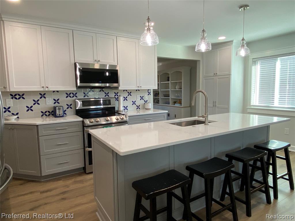 44893 Fair Oaks Drive, Canton, MI 48187 — Photo 7